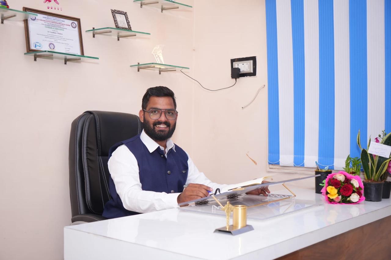 Dr. Sarah Smith, Prosthetics Specialist